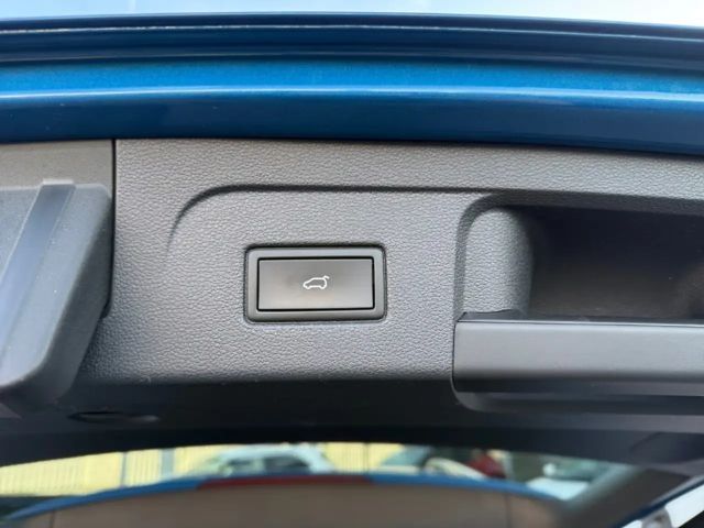 Volkswagen Touran 1.5 TSI DSG