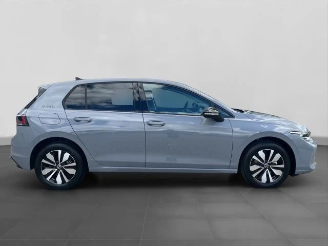 Volkswagen Golf 1.5 TSI IQ.Drive