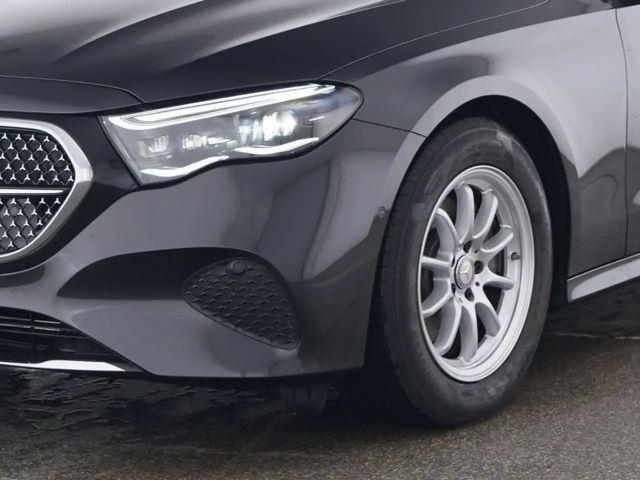 Mercedes-Benz E 220 AVANTGARDE E 220 d Estate