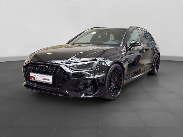 Audi RS4 Avant Quattro