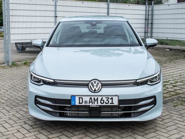Volkswagen Golf 1.5 TSI Style