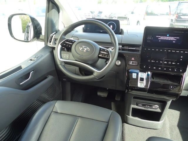 Hyundai Staria Prime