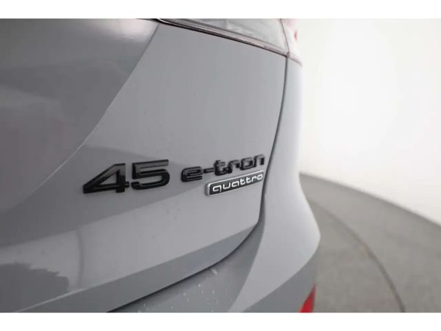 Audi Q4 e-tron S-Line