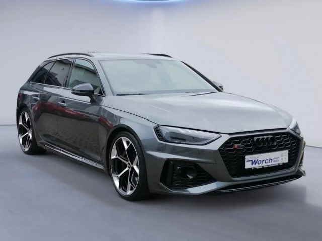 Audi RS4 Competition