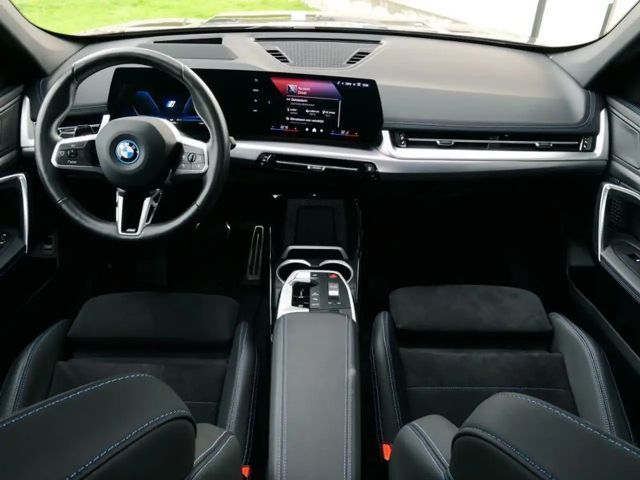 BMW iX1 Drive pro M-Sport xDrive30