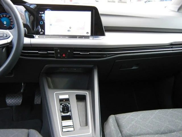 Volkswagen Golf DSG Golf VIII Life Variant