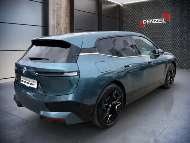 BMW iX xDrive50