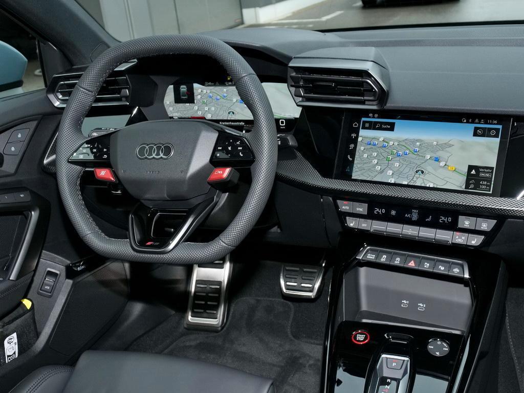 Audi RS3 S-Tronic Sedan