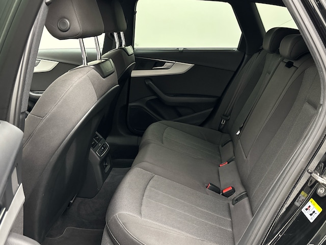 Audi A4 40 TDI Avant S-Line S-Tronic