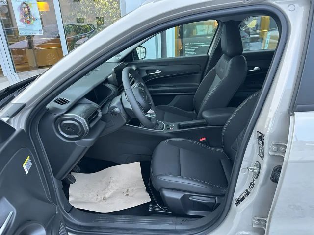 Jeep Avenger Altitude