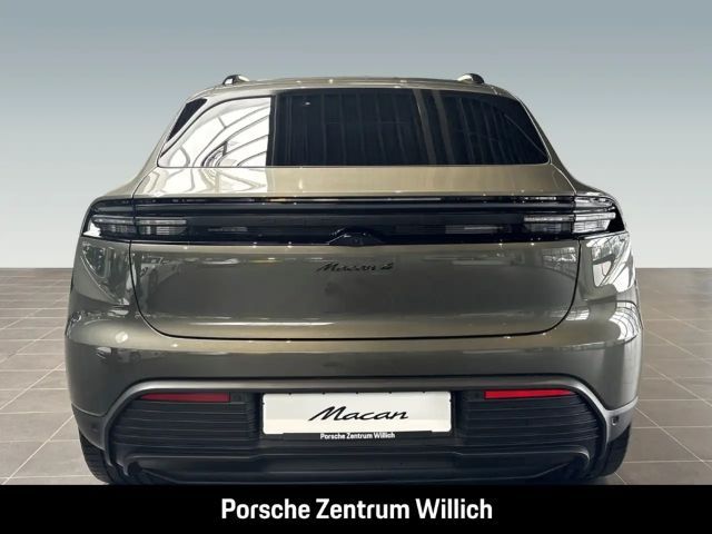 Porsche Macan 4