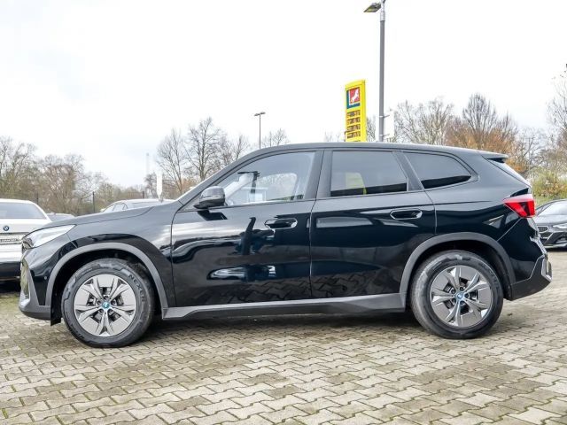 BMW iX1 xDrive30