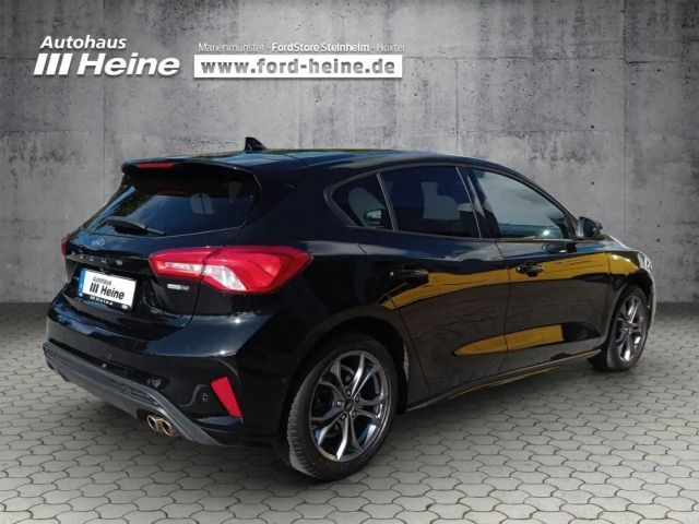 Ford Focus EcoBoost ST Line