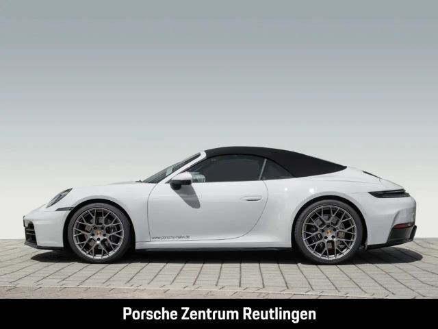 Porsche 992 Cabrio Carrera