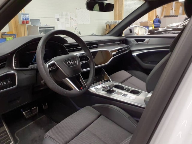 Audi A6 45 TFSI Avant S-Line S-Tronic