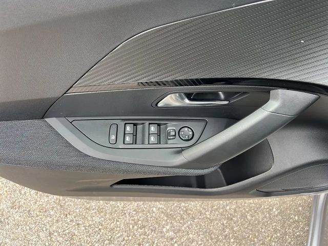 Peugeot 2008 PureTech Style