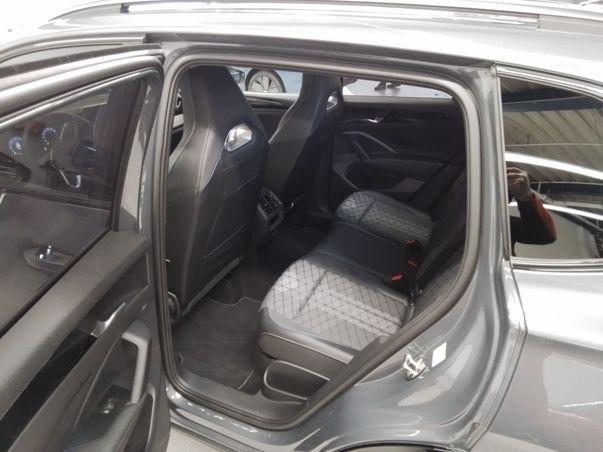 Volkswagen Tiguan 2.0 TDI DSG R-Line