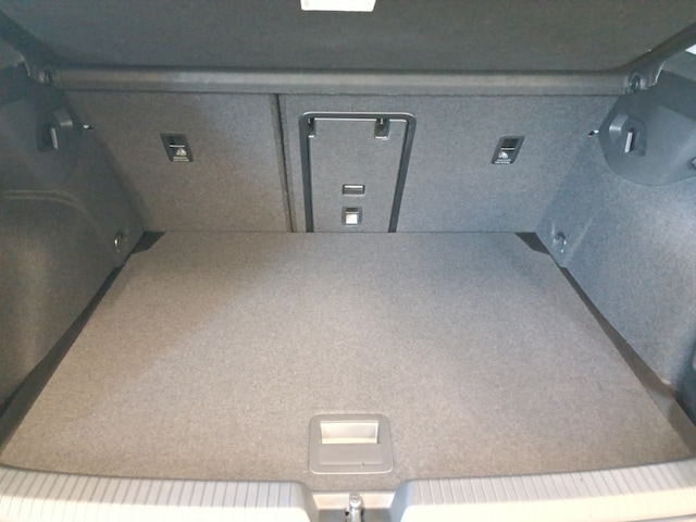 Volkswagen Golf 1.5 eTSI Golf VIII