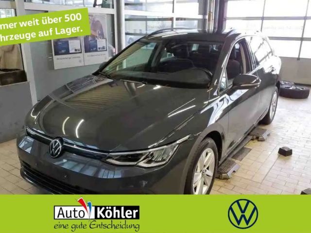 Volkswagen Golf Life Variant