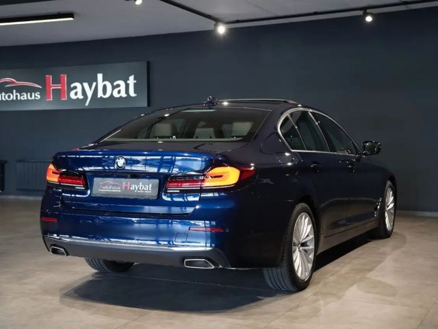 BMW 540 540i Luxury Line Sedan xDrive