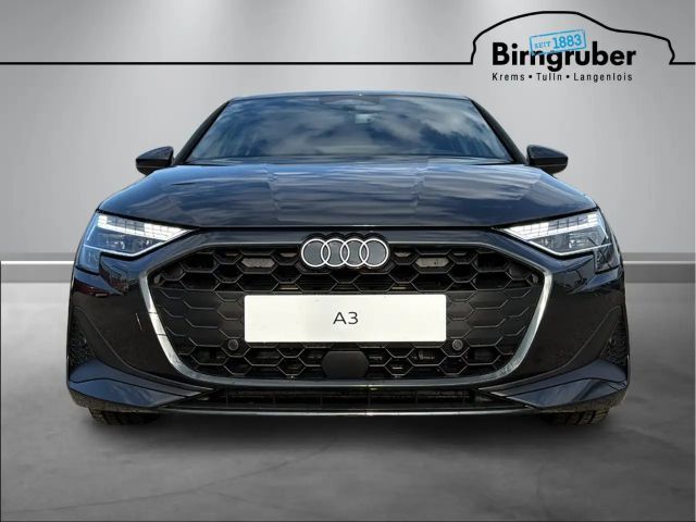 Audi A3 30 TDI Sedan