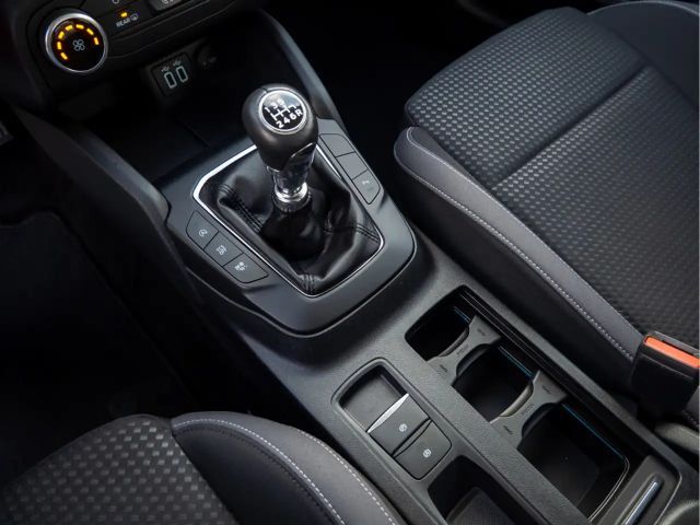 Ford Focus C & C 1.0L 125PS PDC KAMERA NAVI LED