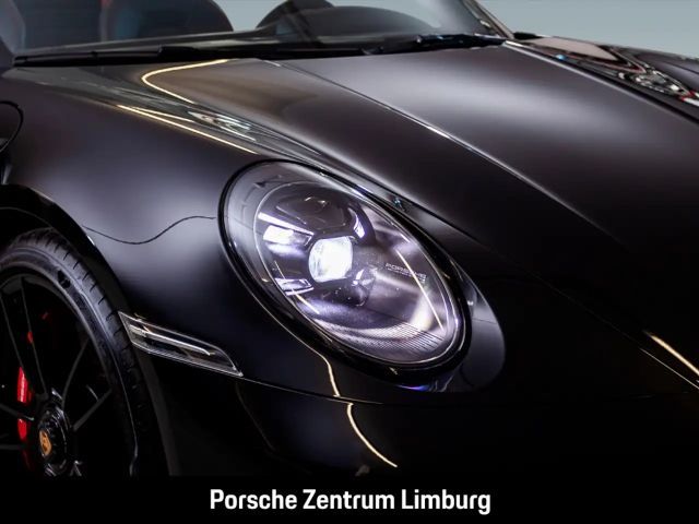 Porsche 992 4 Cabrio Carrera GTS