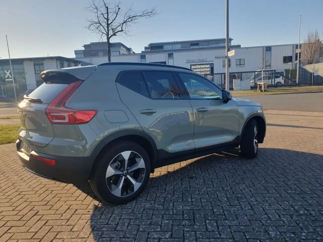 Volvo XC40 Dark Plus