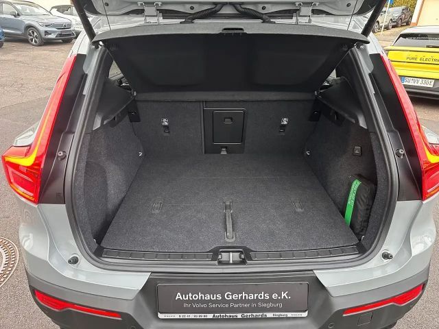 Volvo XC40 Dark Plus