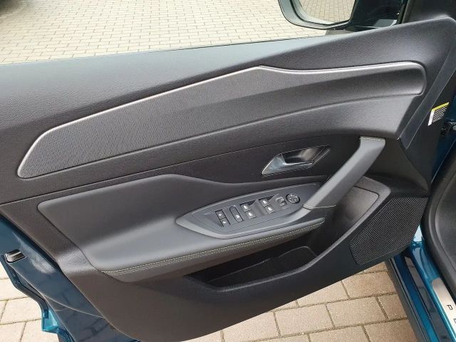 Peugeot 408 GT-Line Hybrid