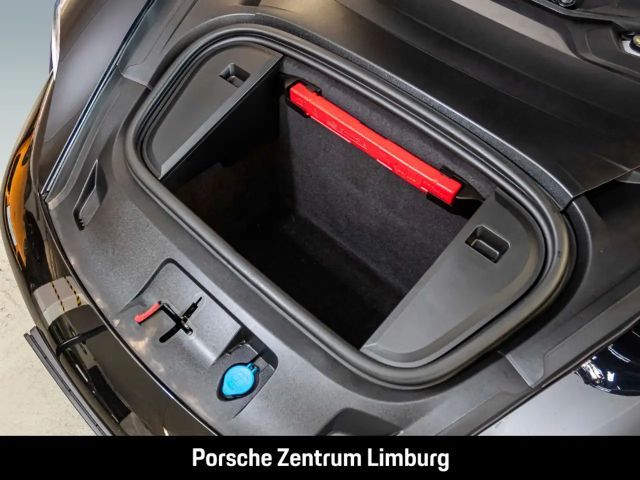 Porsche Taycan 4 Cross Turismo