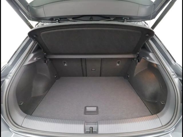 Volkswagen T-Roc 1.5 TSI DSG R-Line Style