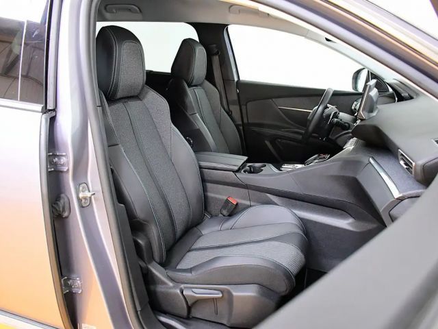 Peugeot 5008 Allure Pack EAT8 PureTech