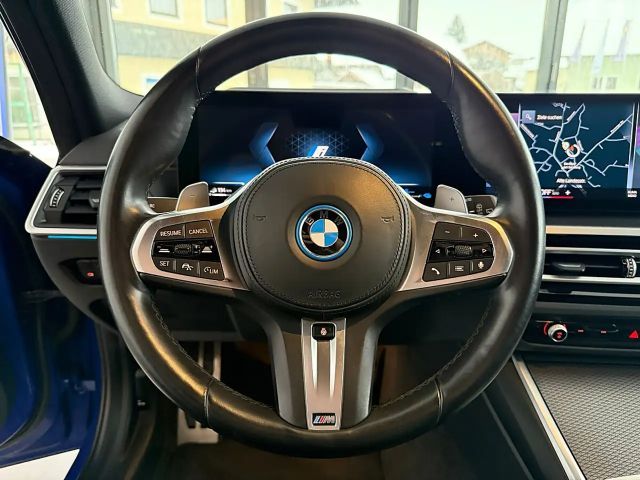 BMW 330 330e M-Sport Touring xDrive