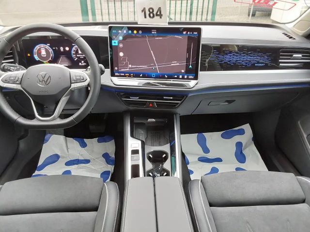 Volkswagen Passat 1.5 eTSI DSG Variant