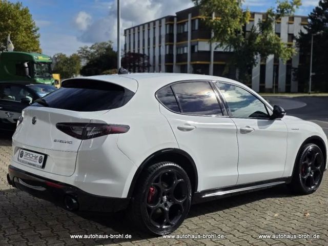 Alfa Romeo Stelvio Q4 Veloce