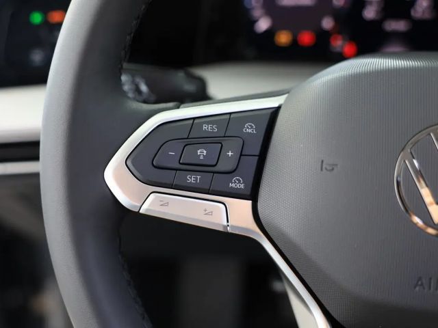 Volkswagen Golf Rabbit TSI