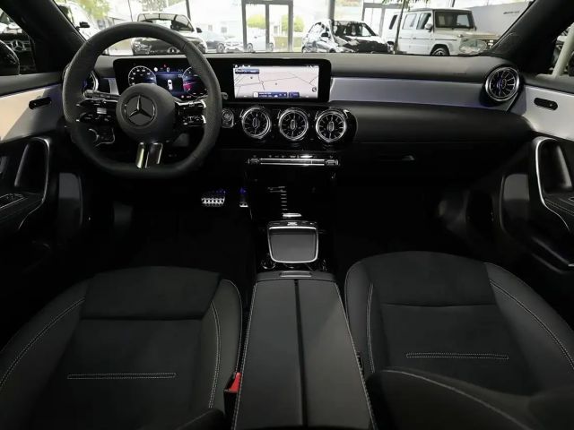 Mercedes-Benz A 200 AMG Line