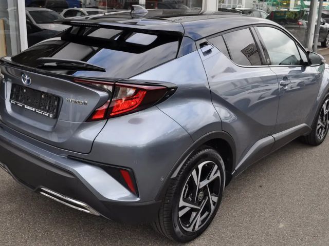 Toyota C-HR Hybride Team D