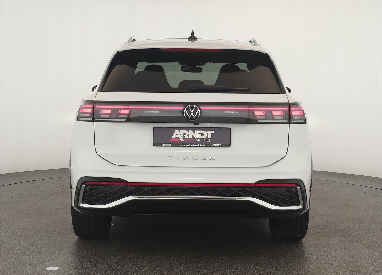 Volkswagen Tiguan 2.0 TDI DSG IQ.Drive R-Line