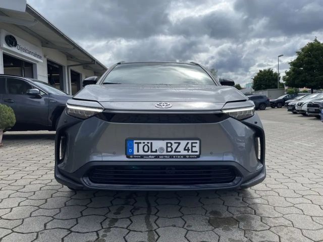 Toyota bZ4X Teamplayer *TOP*