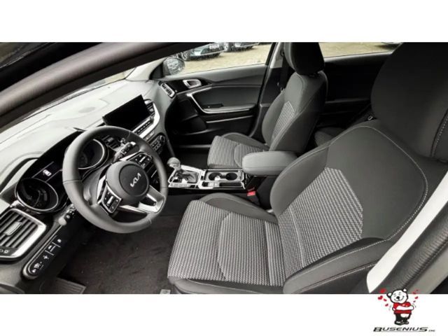 Kia Ceed 1,5T DCT Ultimate +Style+Sound+Navi+17Zoll