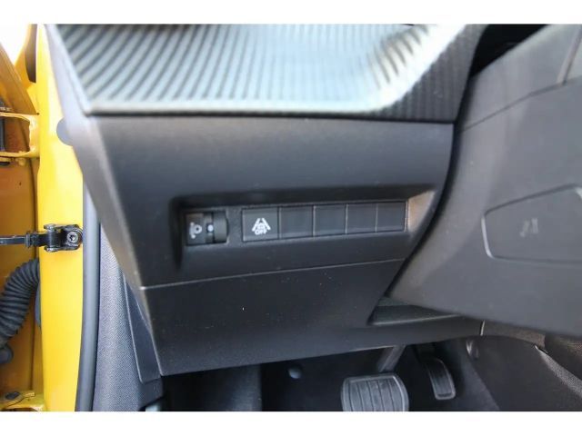 Peugeot E-208 Active Pack