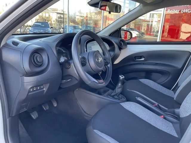 Toyota Aygo X Hatchback Play X-play