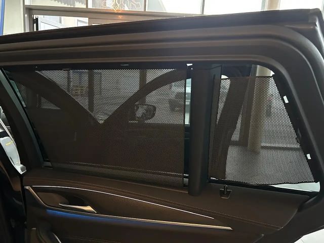 BMW 530 530e M-Sport Touring xDrive