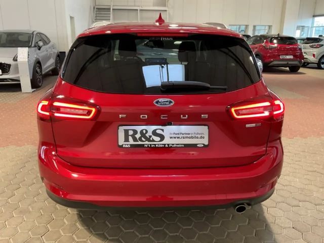 Ford Focus Titanium Wagon