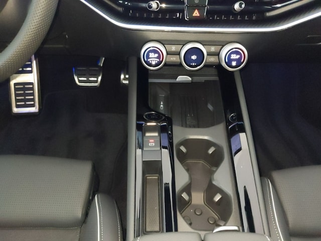 Skoda Superb 2.0 TDI 4x4 Combi Sportline