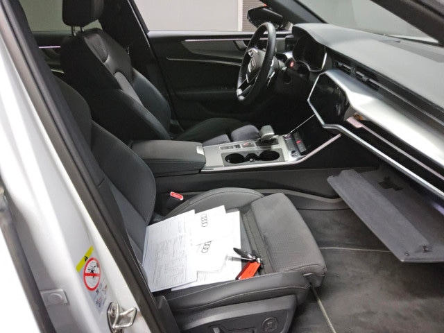 Audi S6 Avant Quattro