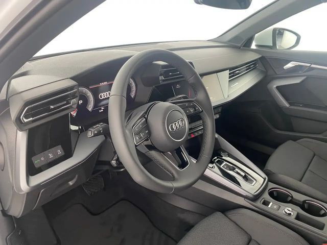 Audi A3 30 TFSI Sedan
