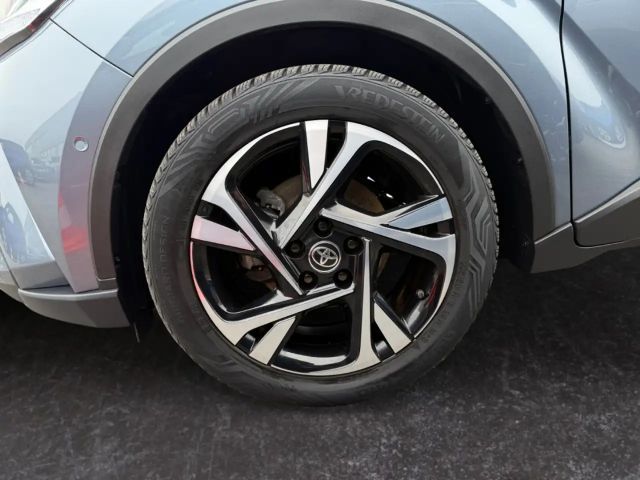 Toyota C-HR Hybride Team D